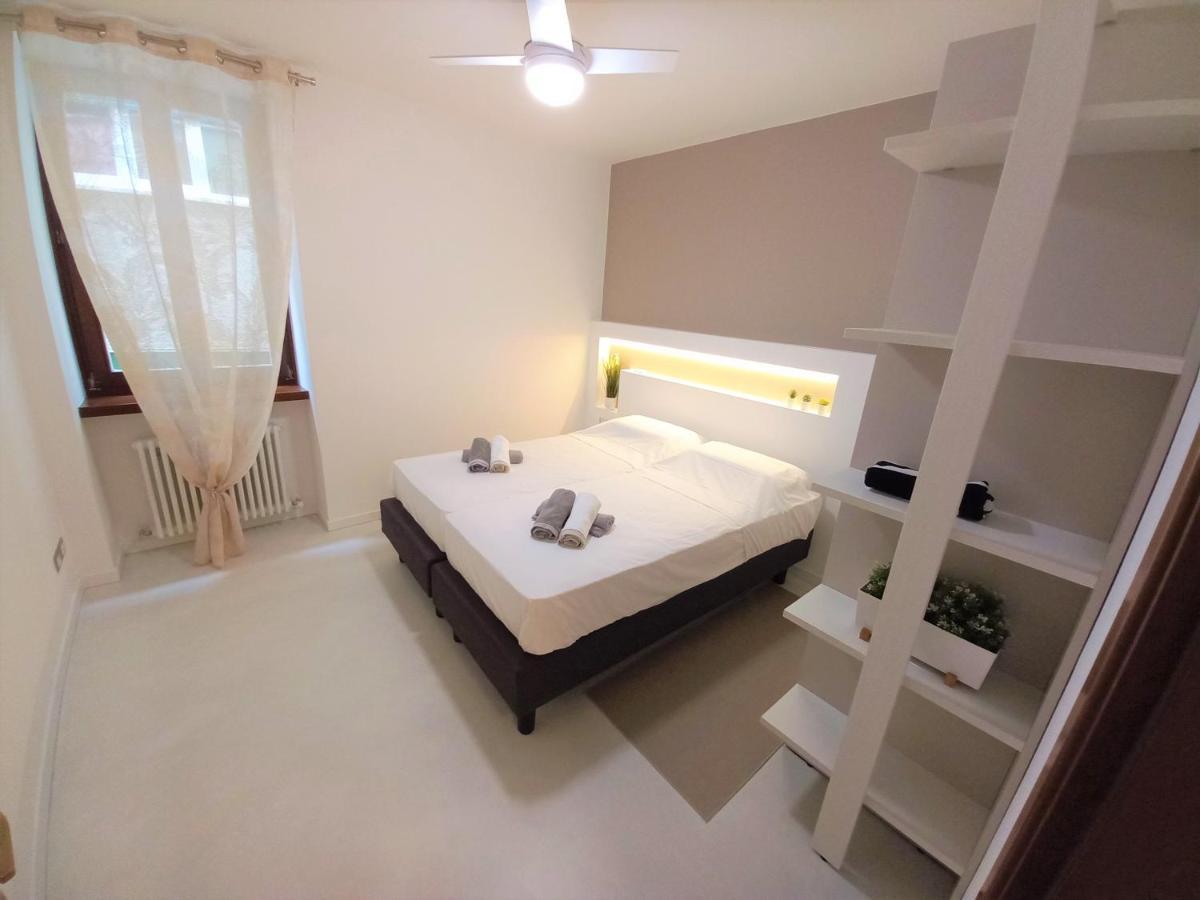 North Lake Riva Apartment, Steps From The Garda Lake Exterior photo