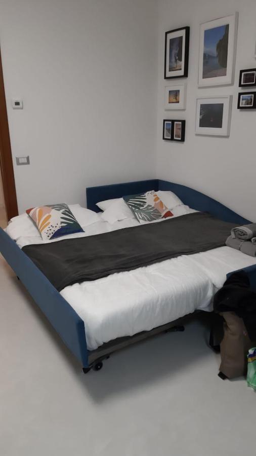 North Lake Riva Apartment, Steps From The Garda Lake Exterior photo